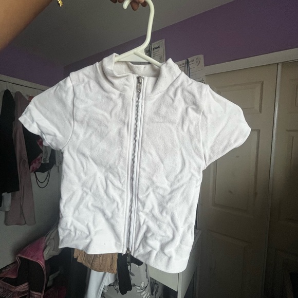 White Zip-Up Short Sleeve Top - Picture 1 of 1